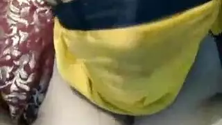 بلوندية ممتلئة الصدر كريستينا فورد تأخذ قضيبًا صلبًا في مهبلها الضيق