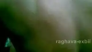 جنس قاسي: الشاب المسيطر يأخذ الخادمة من الخلف